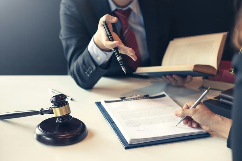 Différences entre contrat d'associé et pacte d'actionnaires : ce que chaque fondateur doit comprendre