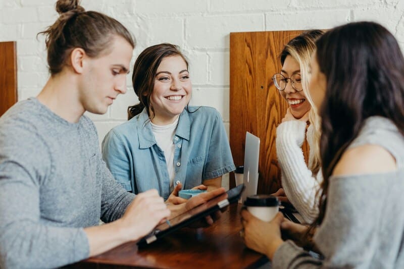 Lever des fonds en phase early stage : combien, quand et comment convaincre ses premiers investisseurs