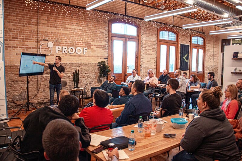 Comment adapter son pitch deck selon son interlocuteur : business angels, VCs, accélérateurs