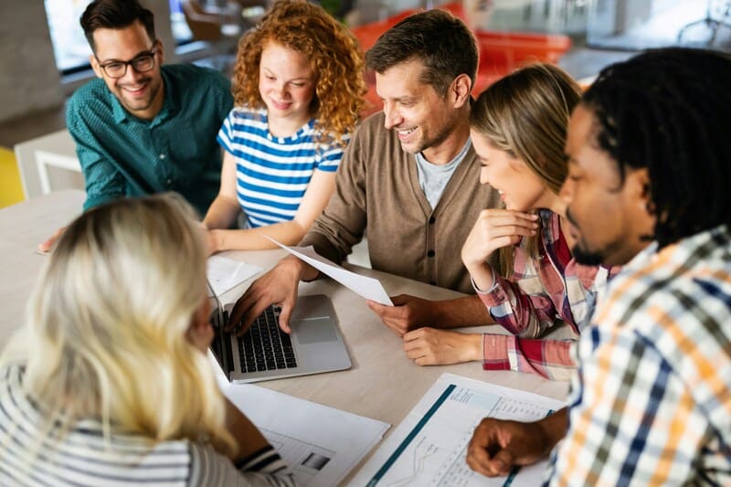 Qu’est-ce qu’un “side project” et comment le transformer en vraie startup ?